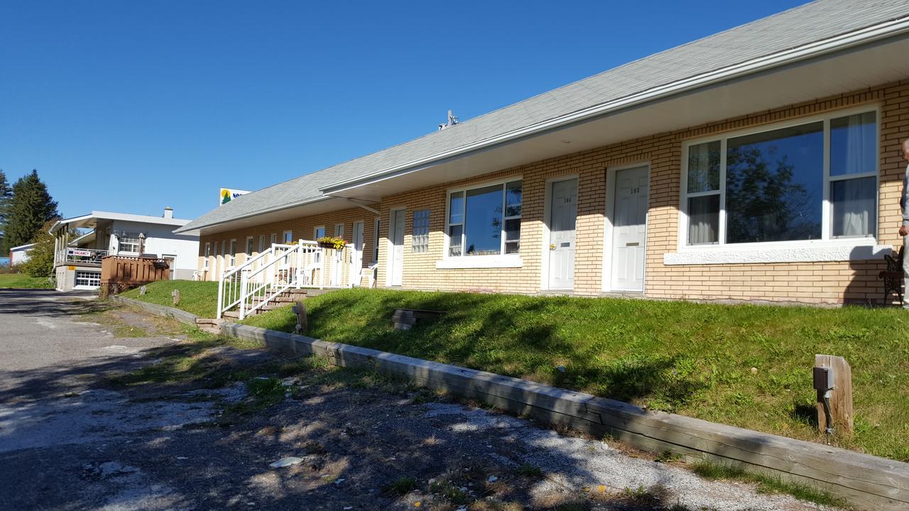 Nipigon Northland Motel מראה חיצוני תמונה